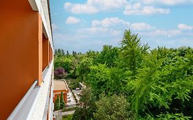 Ibis Budapest Aero Hotel